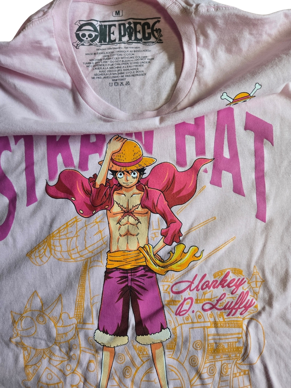 Onepiece Pink Straw Hat Crew Kids Tee with Luffy Graphic - Picture 5 of 6